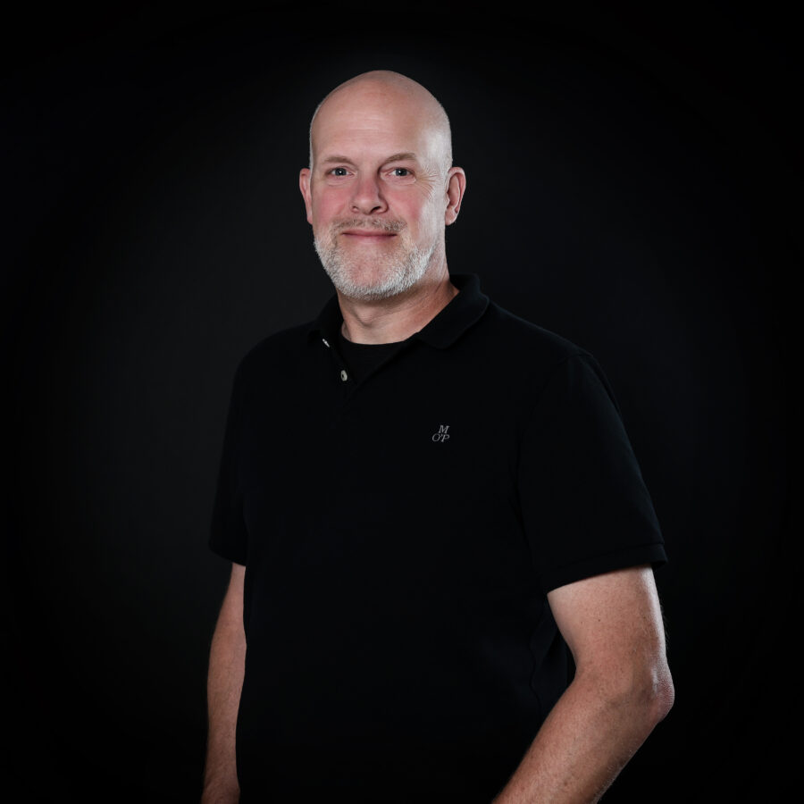 54 Thorsten Schreiber black